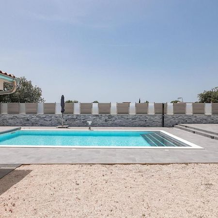 ביבינייה Apartments Nicola With Private Pool מראה חיצוני תמונה