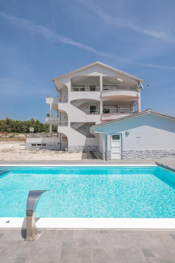ביבינייה Apartments Nicola With Private Pool מראה חיצוני תמונה